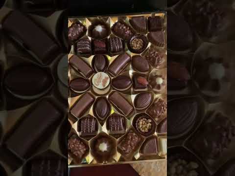 Cailler Exclusive Chocolates #shorts #shortvideo #youtubeshorts #switzerland #cailler #choclatebox
