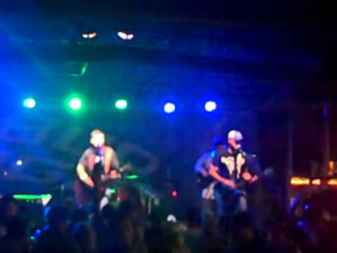 Clay Wilson Band - Happiness (NEW) @ La Vernia BBQ Cookoff w/Kyle Park