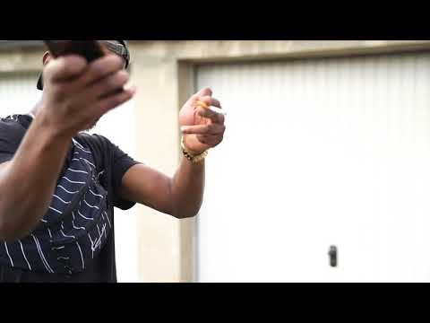 La Alpha - Ohne Fleiß kein Preis (Offizielles Musikvideo)