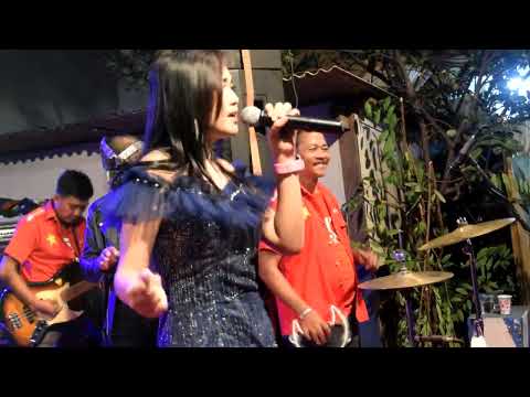 Bila Nanti Cover Adel Salsabela Live Avita Sidoarjo // Studio72