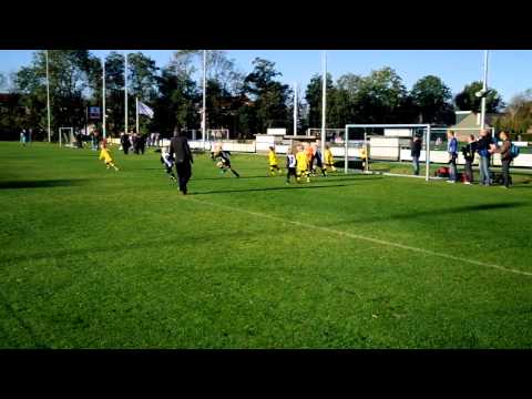 Assendelft F3 - Reiger Boys F11 (15-10-2011)