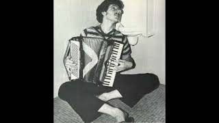 &quot;Weird Al&quot; Yankovic - You Don&#39;t Take Your Showers (Demo) (1979)