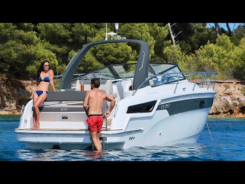 £185,000 Yacht Tour : Bavaria S30