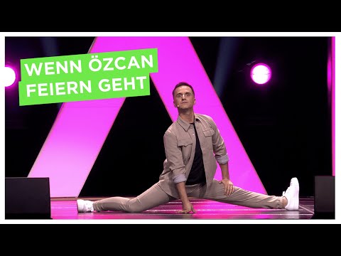 Özcan Cosar - Der klassische Discofox-Andreas | 1LIVE KÖLN COMEDY-NACHT XXL 2022