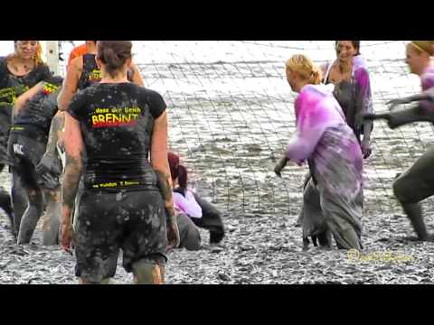 Schlickschlittenrennen 2013 Upleward Schlickfussball Rückspiel TBT Damen Twixlum vs  TV Tergast