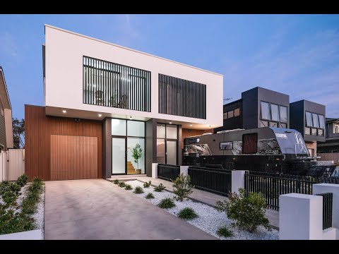 11 Baldi Avenue, Panania - Daystar First National