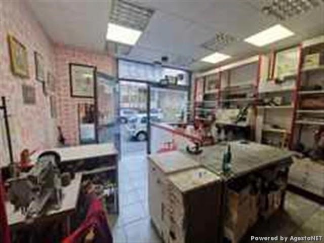 Negozio in VENDITA SAN IACOPINO FIRENZE