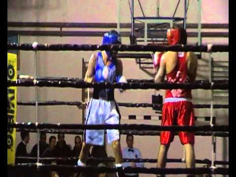 Gonzaga Federico 8°match dopo due anni di stop il rientro 11-02-2011 BOXE.MP4