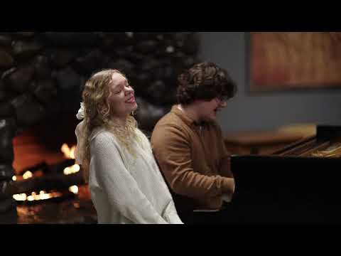 Hallelujah cover By Chelsea Rose