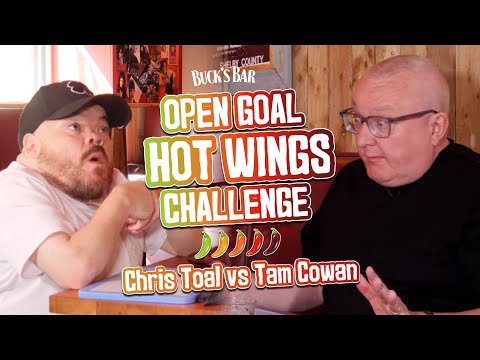 🔥🥵  HILARIOUS TAM COWAN vs CHRIS TOAL BUCK'S BAR HOT WINGS CHALLENGE | Patter & Wings On Fire