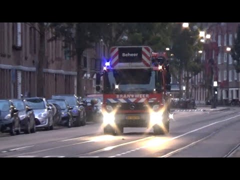 Brandweer Teunis Beheer Autoladder met spoed naar een Afhijsing in Amsterdam + 13112 met spoed