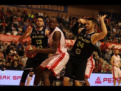Basketball Champions League. UCAM Murcia C.B. vs Telenet Giants Antwerp (78-77)