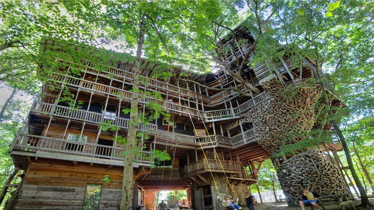 Watch Now 5 CASAS NA ÁRVORE MAIS LUXUOSAS E INCRÍVEIS DO MUNDO 5 CASAS NA ÁRVORE MAIS LUXUOSAS E INCRÍVEIS DO MUNDO