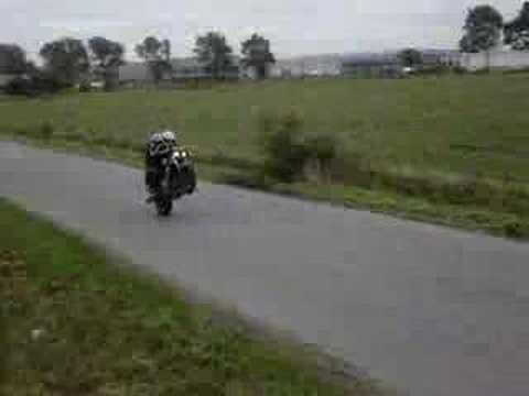 Kret & Leszek wheelie 1