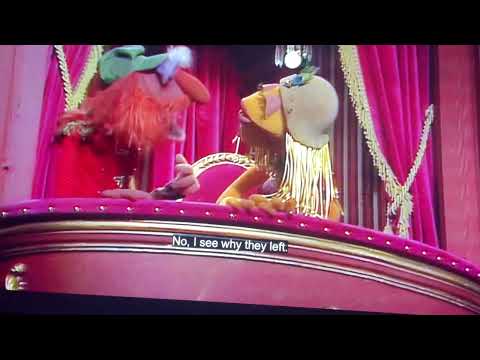 Floyd and Janice making reflections about the show and about Statler and Waldorf.