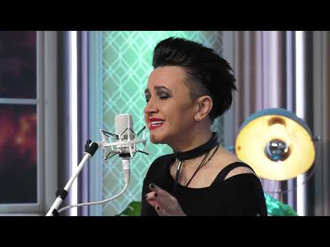 Amira Medunjanin - Tvoje oči leno mori | Dalibor Petko Show | CMCTV