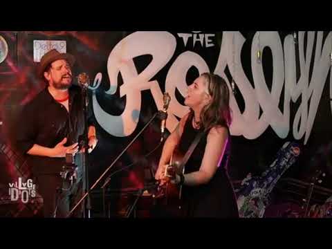The Small Glories - Sing (Live at The Roslyn)