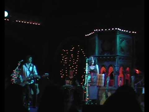 All About Eve - Shelter From The Rain - Union Chapel Dec 2000