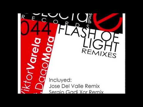 Viktor Varela Feat.  Dago Mora - Flash Of Life (Sergio Gadi XOR Remix)