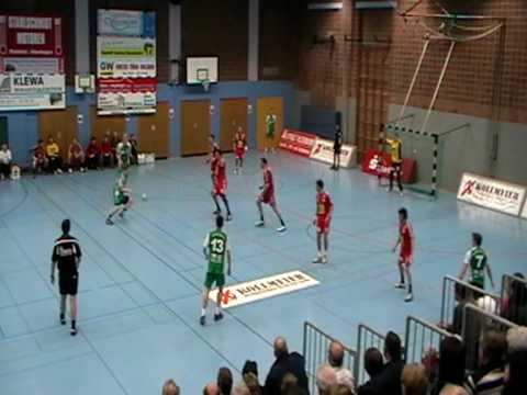 Moritz Schneider mit dem 1. 7m. für die TSG