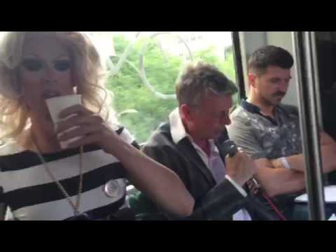 MÄNNER liest Hasskommentare