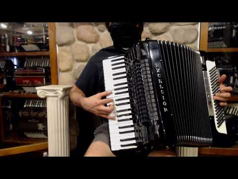 5026 - Like New Black Excelsior 911 Millennium Piano Accordion LMMM 41 120 $3999