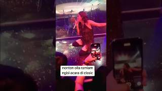 Download lagu #ollaramlan makin tua makin menjadi dulu berihjan kini tampil seksi mp3