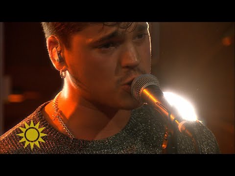 Oscar Zia med låten: ”Igen kan göra dig hel” - Nyhetsmorgon (TV4)