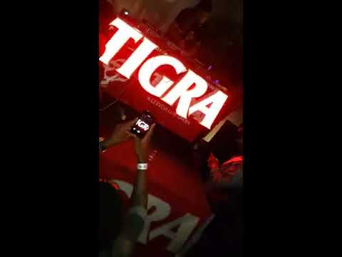 Dj Paulo Alves performing on Saurimo