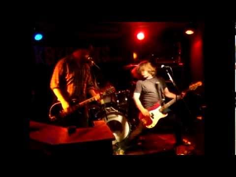 The Dresdens - Bone Dry / Lifted