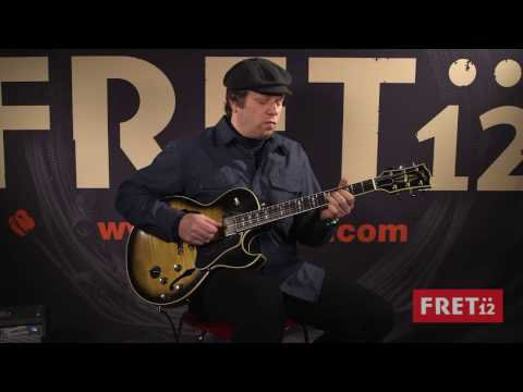FRET12 Weekly Riff - Blues Scale Around Basic Chords