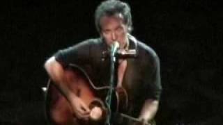 Matamoros Banks (solo acoustic) Bruce Springsteen 4/25/2005 Detroit, MI