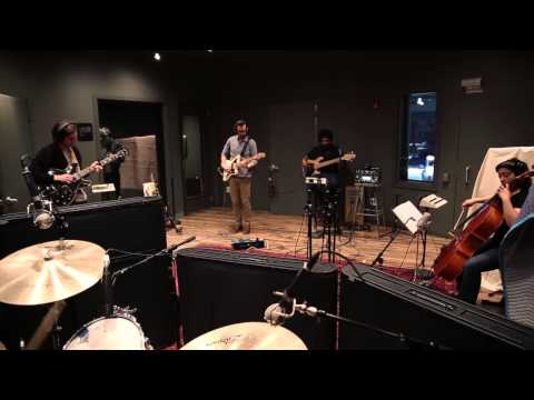 Hudson Hank "Earthbone" - Live at Converse Rubber Tracks