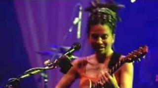Ani DiFranco - The Diner (Live - 2000)