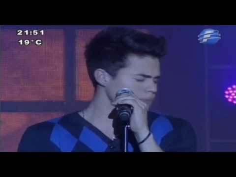 La academia: Troche canta Te amo