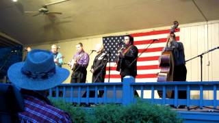 Ralph Stanley &amp; The Clinch Mountain Boys - White Dove