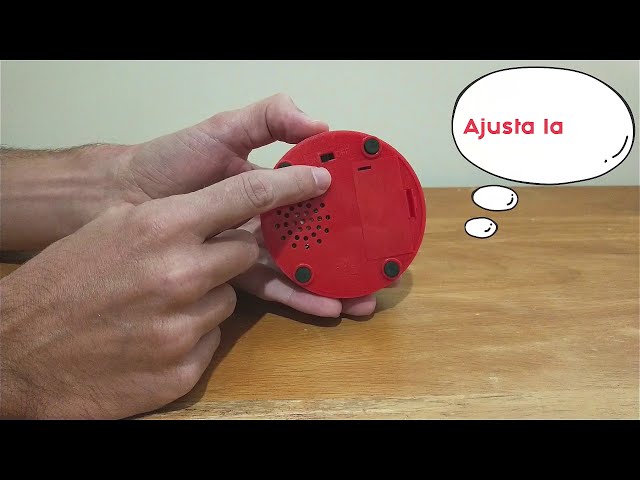 Vídeo relacionado con VISIOYO Reloj Parlante en Español para Ciegos - con Voz Clara para No Videntes y Adultos Mayores | Dice la Hora Automáticamente y Alarma | Incluye Correa de Nylon Resistente