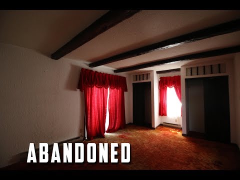 Abandoned 1980s Retro House with Heated GROW ROOM!!