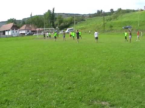 05 FOTBAL URMENIS RACIU 11 IULIE 2010