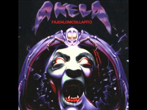 Akela - félúton