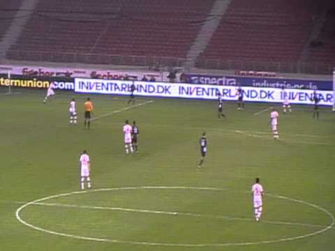 Johan Wiland : (VfB Stuttgart - F.C. København) 2012/2013 Europa League