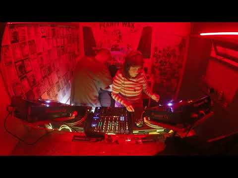 Louise Plus One & Hughesee // 1-hour B2B ~ Jungle / Hardcore