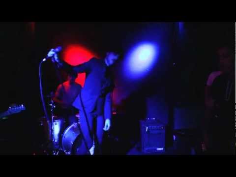 CELLOPHANE FOLKS. Bar Loreto. Sábado, 23 de marzo de 2013.