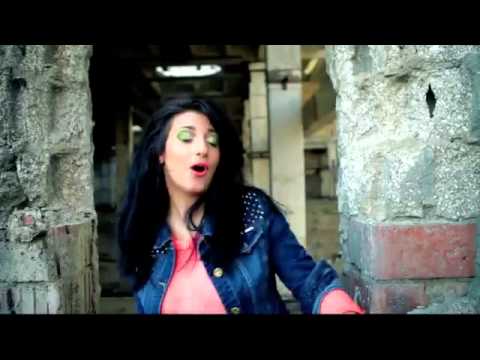 Andy M  ft  Ellise   Beautiful day