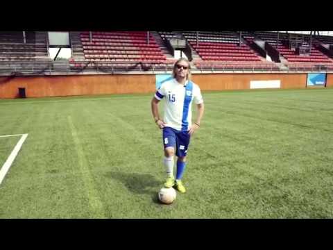 KIKKAILUA IHAN SIELLÄ HUIPULLA