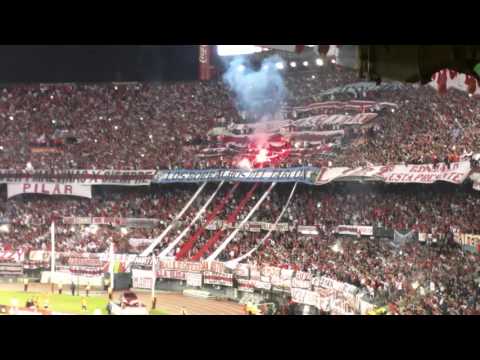 "Hinchada de River Plate vs. Independiente del Valle. 2016 -SoloRiver.Net" Barra: Los Borrachos del Tablón • Club: River Plate