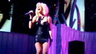 Kellie Pickler  &quot; The Best Days of Your Life&quot;