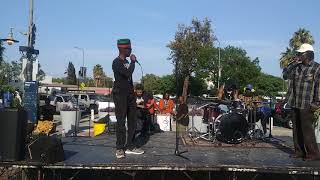 #AfricaTown #ArtWalk Kevin &amp; ZigZag doin a lil Bob Marley
