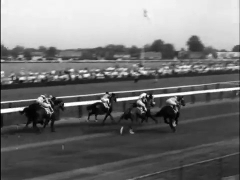 1957 Bold Ruler defeats Iron Liege at Preakness Stakes