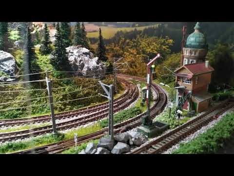 Viessmann N 4470 Digital Form-Hauptsignal eingebaut auf meine Spur N Anlage!